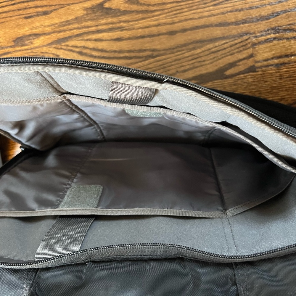 Timbuk2 Eco Black Commuter Bag - Picture 3 of 5
